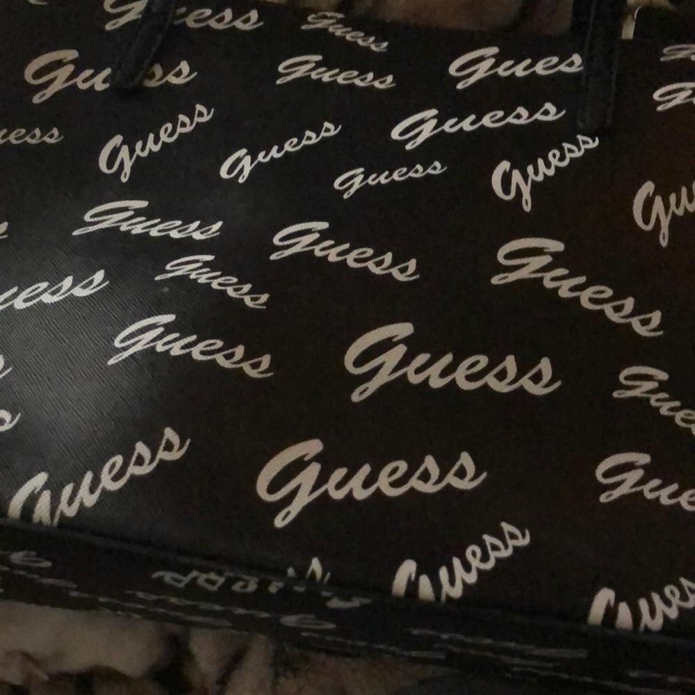 Guess purse